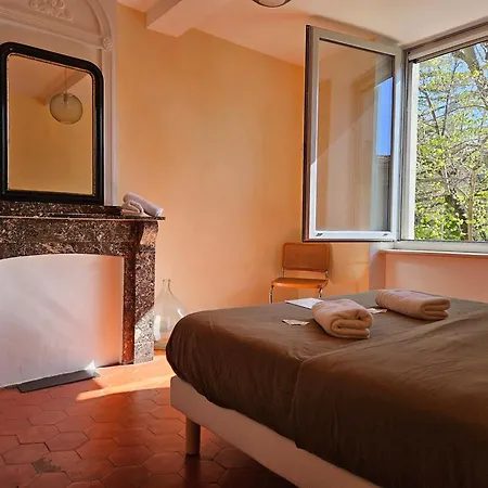 D'hotes Les Berges De L'aude - - Proche Canal Du Midi Et Cite De Carcassonne Bed & Breakfast